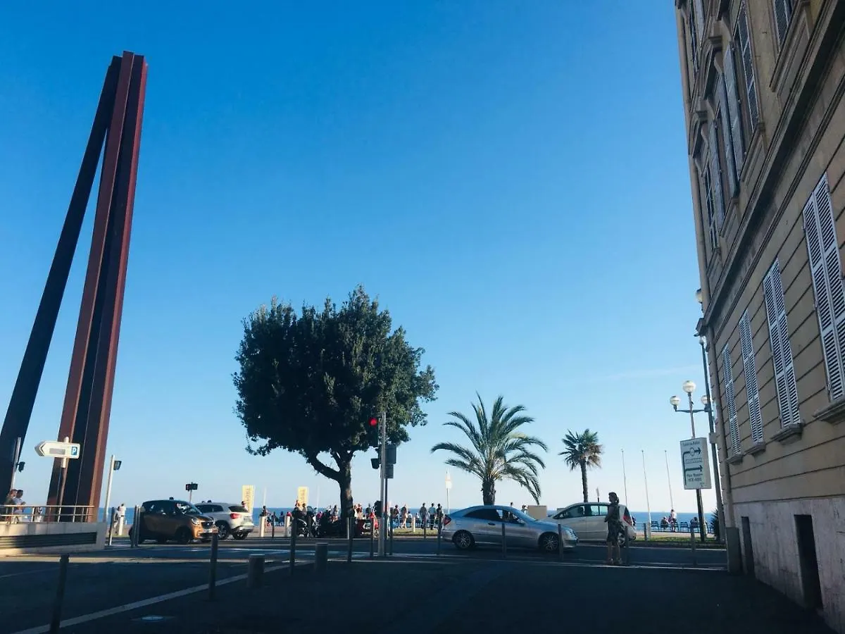 Jade Duplex - No Better Location In Nice Apartment France