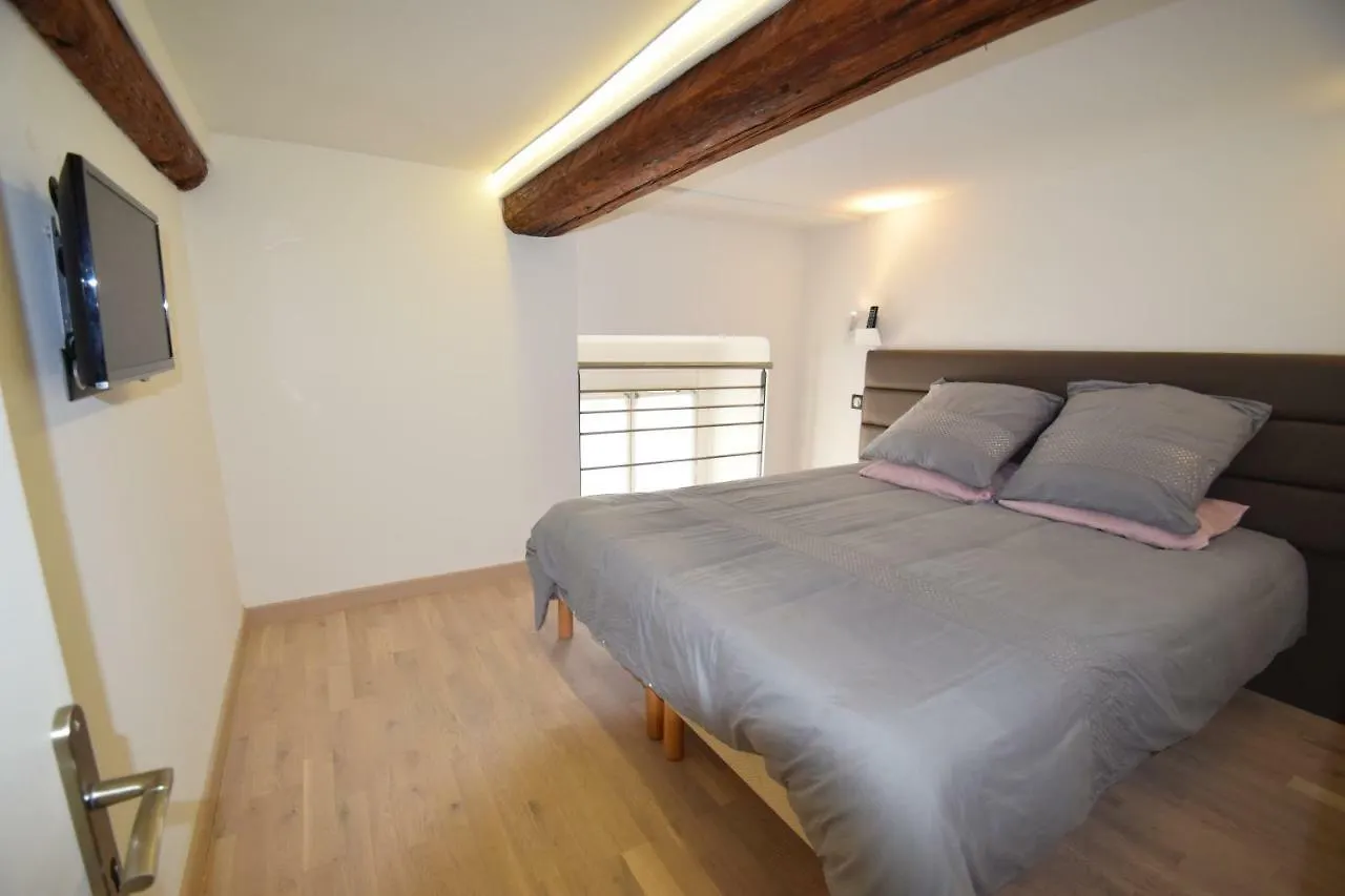 Jade Duplex - No Better Location In Nice Apartment 0*,  France